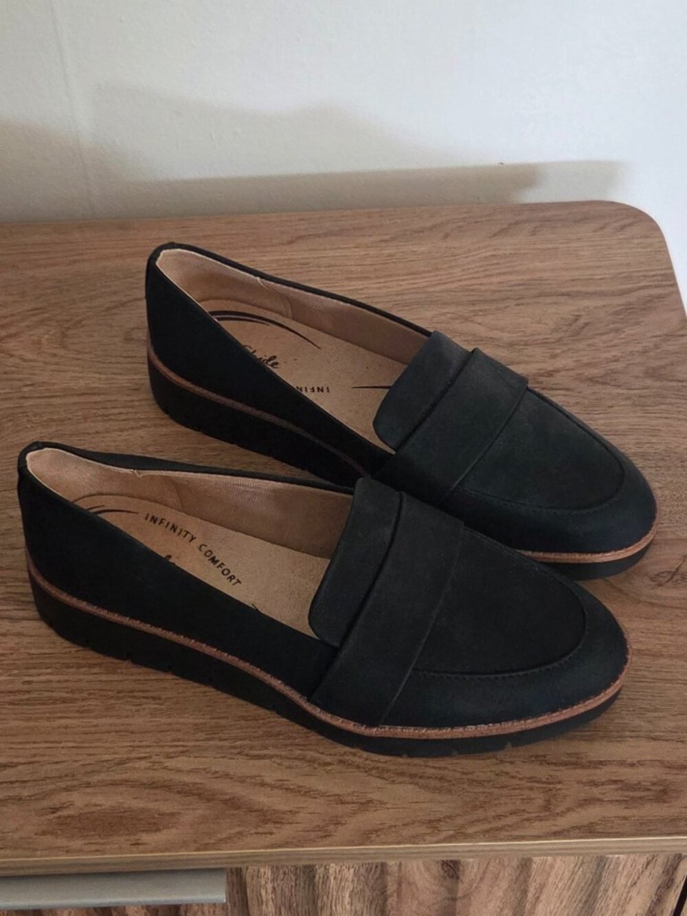 LifeStride "Ollie" Women's Slip-On Loafers in smooth black